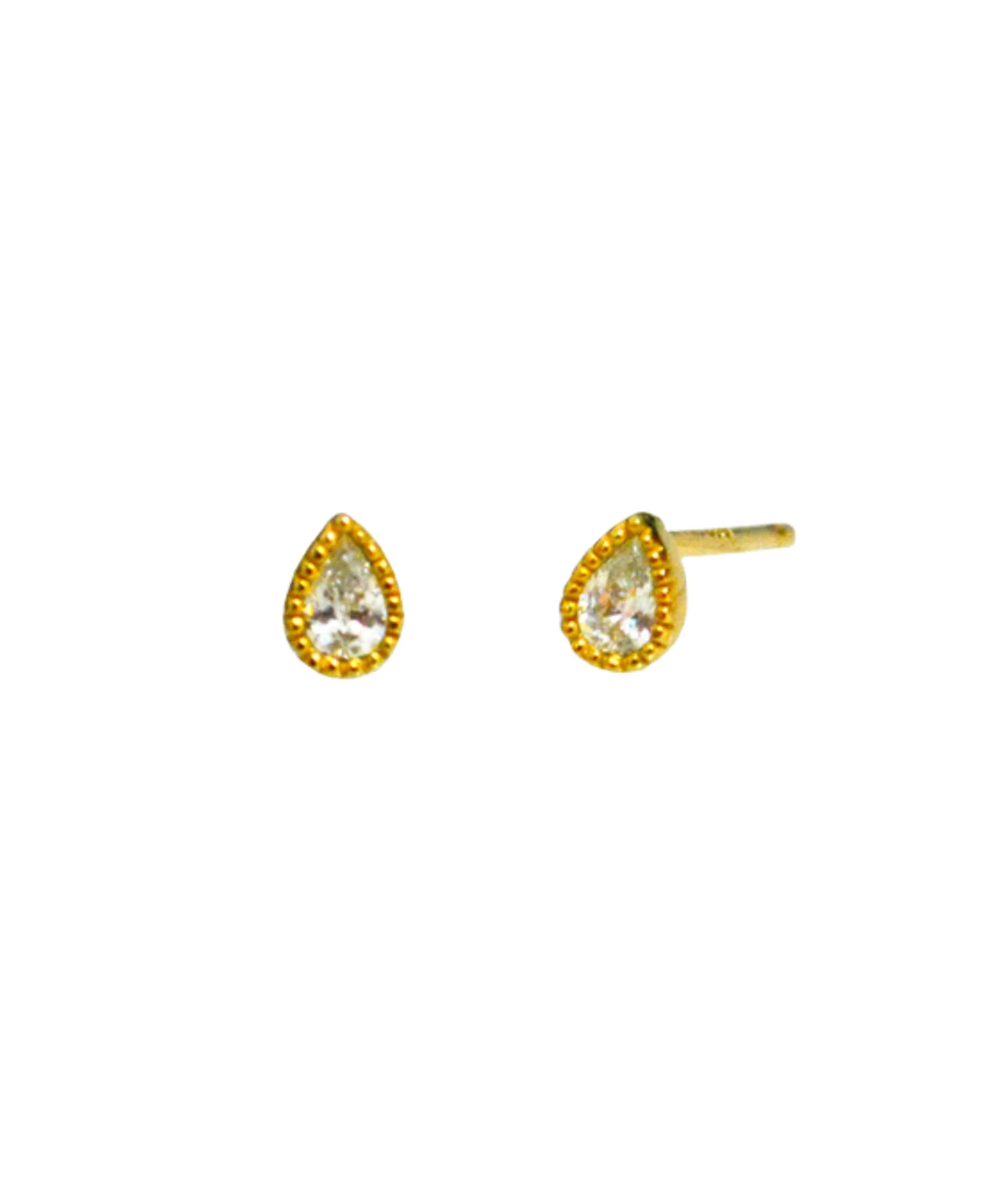 TAI CZ Small Teardrop Studs